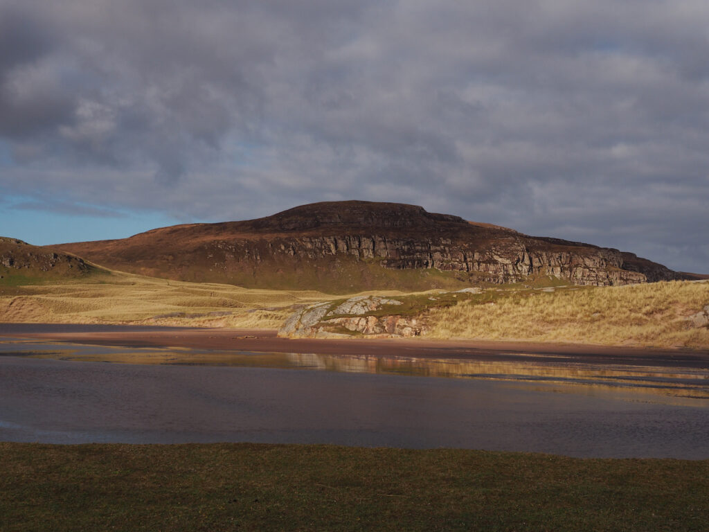 Druim na Buainn above Sandwood Loch