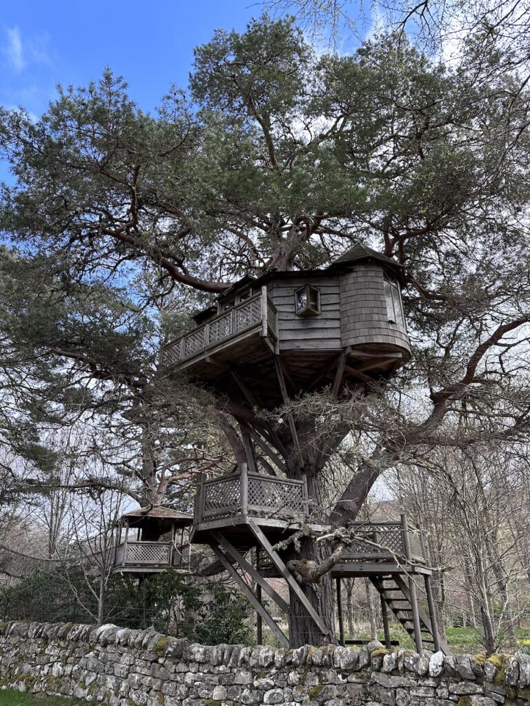 Glencalvie Treehouse